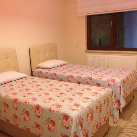 בורסה Karims Apartments מראה חיצוני תמונה