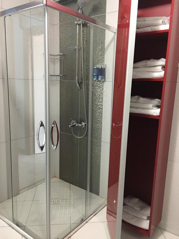 בורסה Karims Apartments מראה חיצוני תמונה