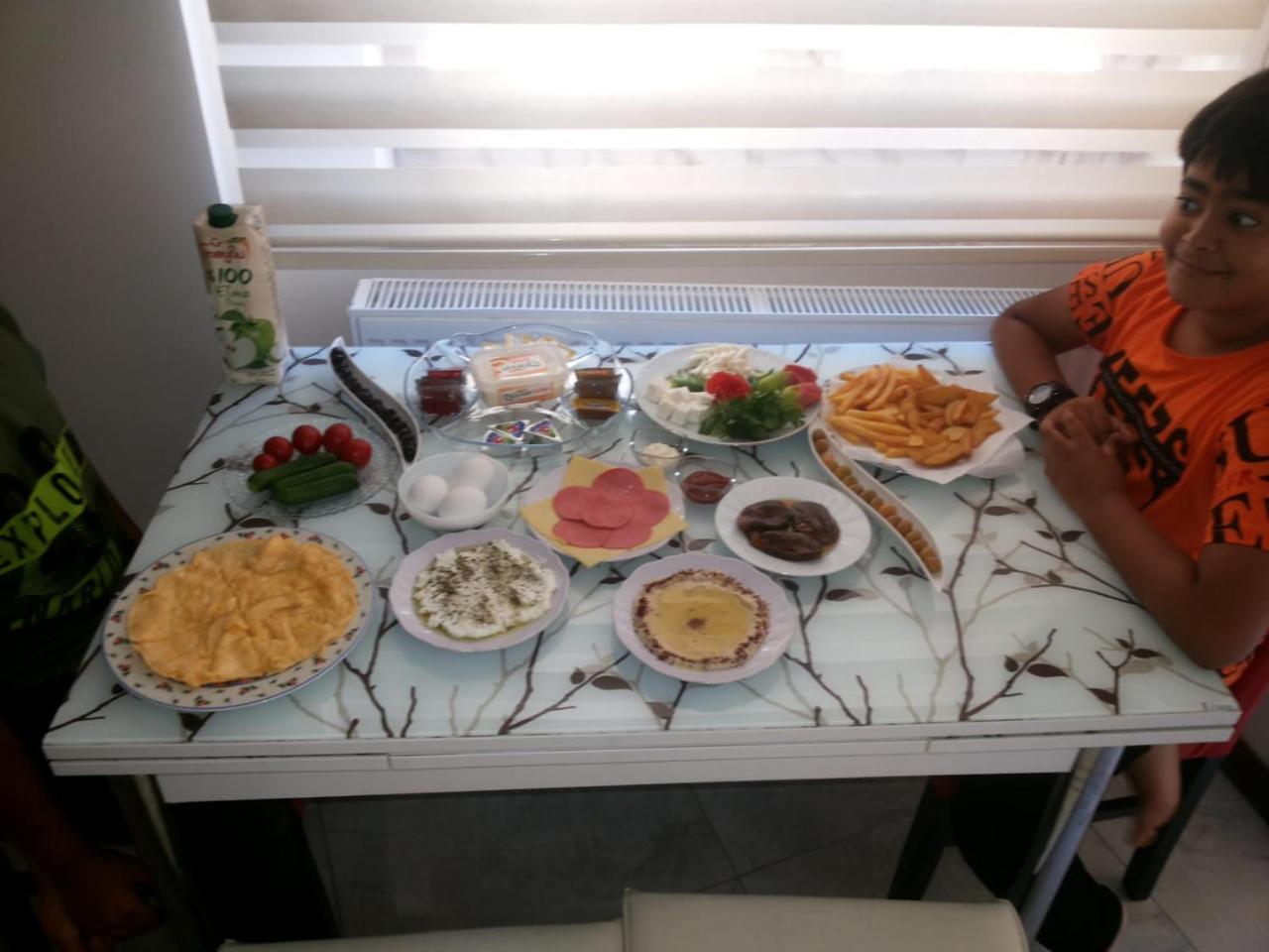 בורסה Karims Apartments מראה חיצוני תמונה